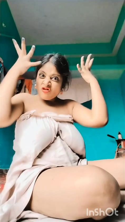 Hot IG Married Milf Supriyasin578 Flashing