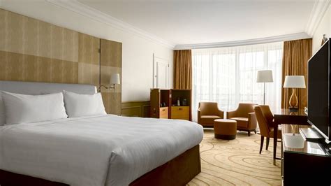 Paris 5-Star Luxury Hotel - Champs Elysees | Paris Marriott Champs ...