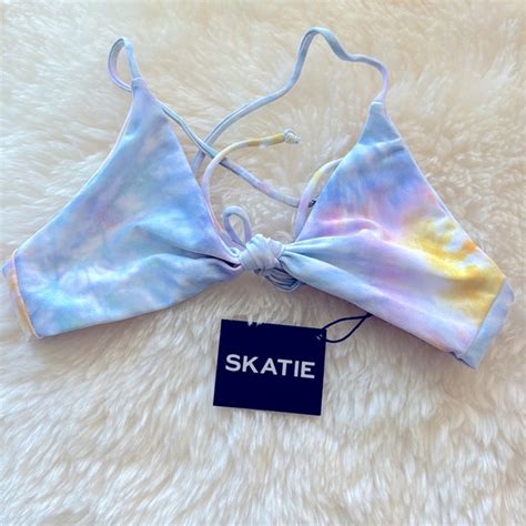 Skatie Swim Xs Nwt Skatie Sarah Knot Front Bikini Top Light Blue Yellow Tie Dye Poshmark
