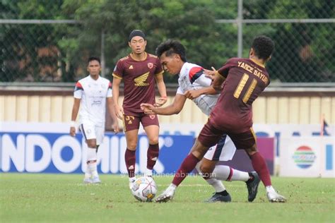 Hasil Arema Vs Psm Berhias Kartu Merah Singo Edan Kalah