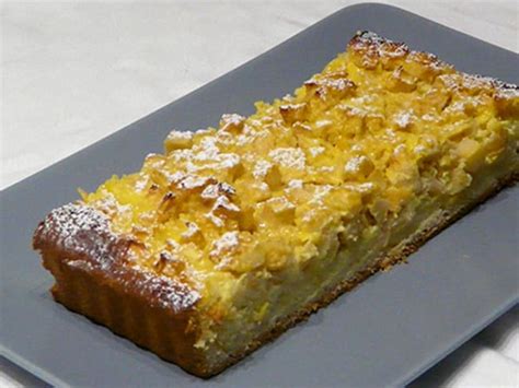 Tarte normande briochée aux pommes une recette traditionnelle