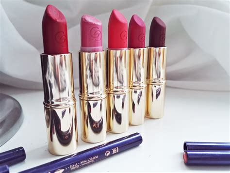 Oriflame - Giordani Gold Iconic Diamond and Iconic Matte | SUZZIE WORLD