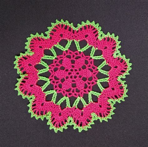 Small Green Red Doily 63 Inches Christmas Doily Crochet Etsy