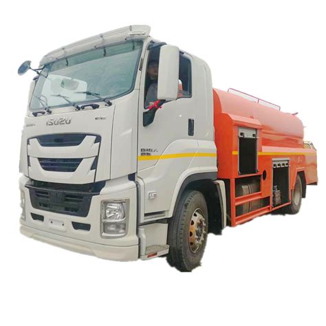 Japan Truck Giga High Pressure Sewer Flushing Vehicle With 12 15ton