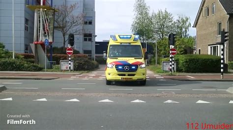 Luchthoorn Verschillende Ambulances En Brandweer Met Spoed Naar