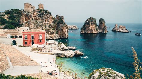 Sévader sur une île en Europe où prendre un bain de mer et de soleil