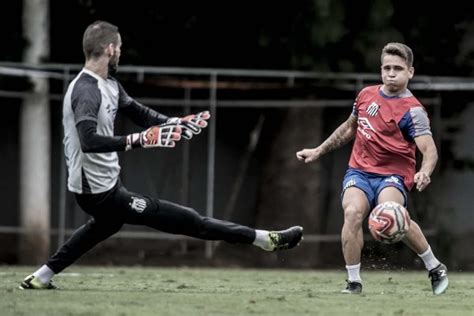 Pensando No Guarani Santos Fc Faz Treino Tático E De Finalizações No