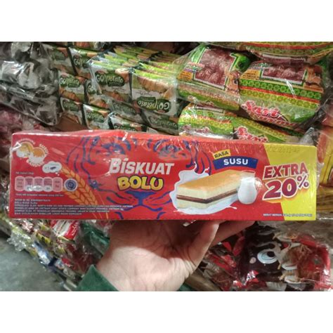 Jual Biskuat Bolu Rasa Susu 12 Pcs 16gr 3 2gr Shopee Indonesia