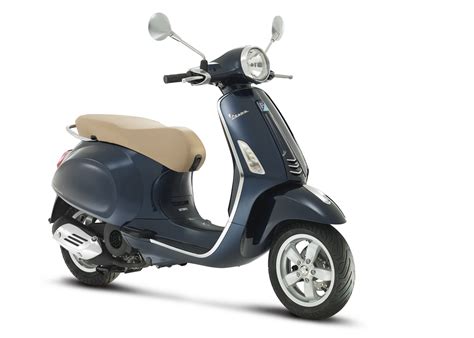 Gebrauchte Vespa Primavera 50 4t 4v Motorräder Kaufen