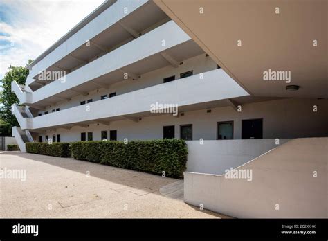 General View Of Main Elevation Showing Horizontal Deck Access Isokon