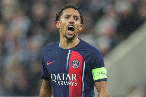 Foot Psg Psg Marquinhos Fragilis Luis Enrique La Dans Son Viseur