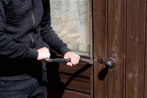 Warning as burglaries 'spike' in Cambs villages - Cambridgeshire Live