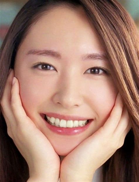 新垣結衣 顔アップ特集 [綺麗な女優・アイドル・モデル、芸能人の顔アップ画像研究所（顔面アップ同好会～顔好きによる顔好きのための好きサイト）] Beautiful Women