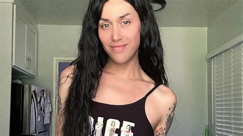 Adore Delano De Drag Race Revela Ser Uma Mulher Trans