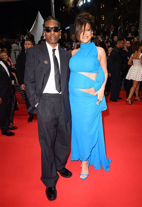 Rihanna Dresses Red Carpet