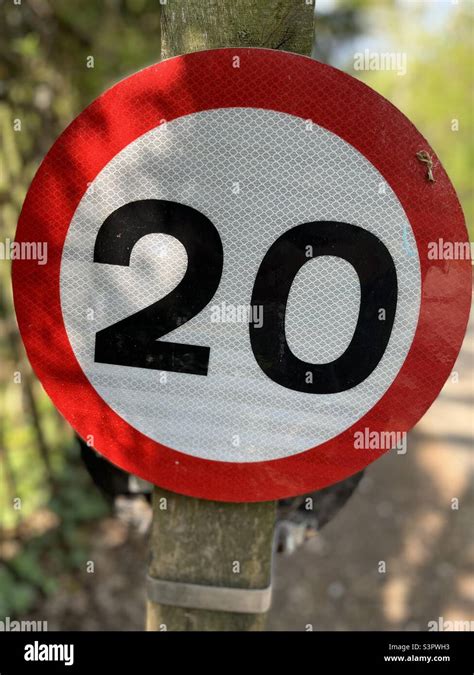 20mph Speed Limit Sign Stock Photo Alamy