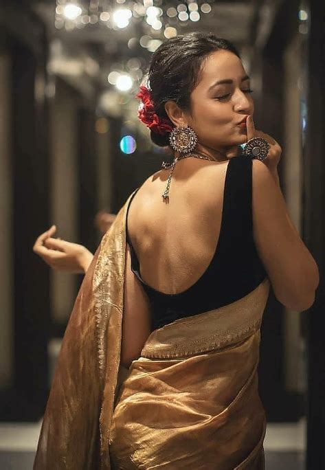 Sexy Backless Blouse Designs To Jazz Up Your Indian Outfit Wedbook