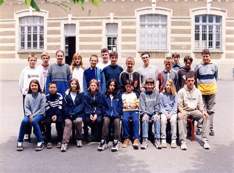 Photo De Classe Me C De Coll Ge Sainte Th R Se