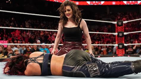 Wwe Raw Results 10 24 22 Bianca Belair Vs Bayley Wwe News Wwe