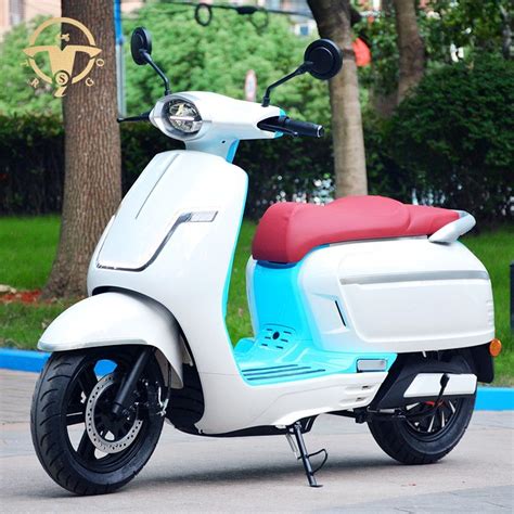 Hot Sale Powerful 3000W 60V35ah Lithium Battery Electric Scooter With