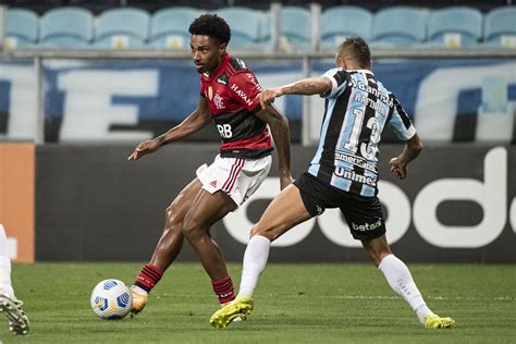 Grêmio 2x2 Flamengo Notas Atuações Melhores Momentos E Ficha Técnica