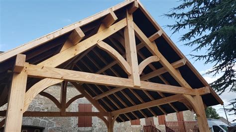 Charpente traditionnelle Maison Bois Robert Quarré Les Tombes Maison