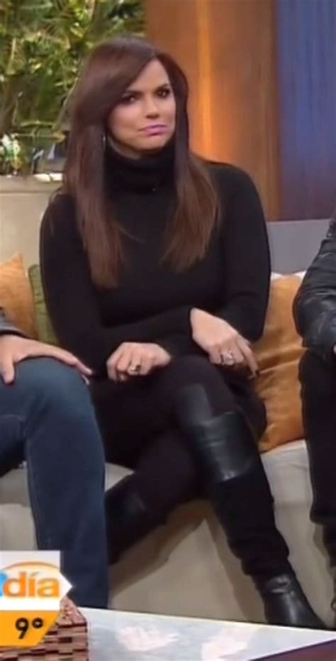 THE APPRECIATION OF NEWSWOMEN WEARING BOOTS BLOG: RASHEL DIAZ IS ...
