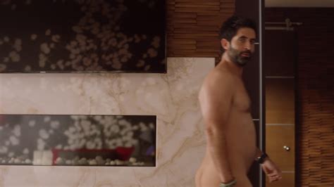 Auscaps Stephen Schneider Nude In You Re The Worst Odysseus