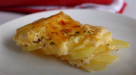 Receita De Batata Gratinada Com Molho Branco Delicioso Mesa E Sabor