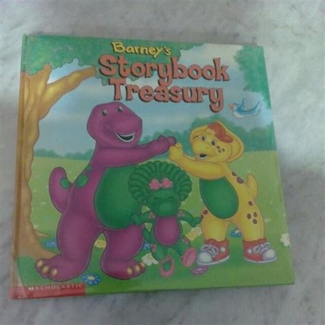 Barney S Storybook Treasury Hobbies Toys Books Magazines Fiction