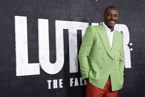 Watch: 'Hijack' trailer: Idris Elba tries to save passengers in Apple ...