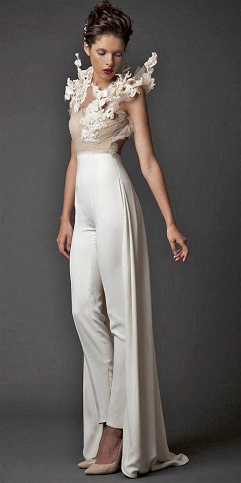 28 Gorgeous Wedding Pantsuits And Jumpsuits For Brides 2708927 Weddbook