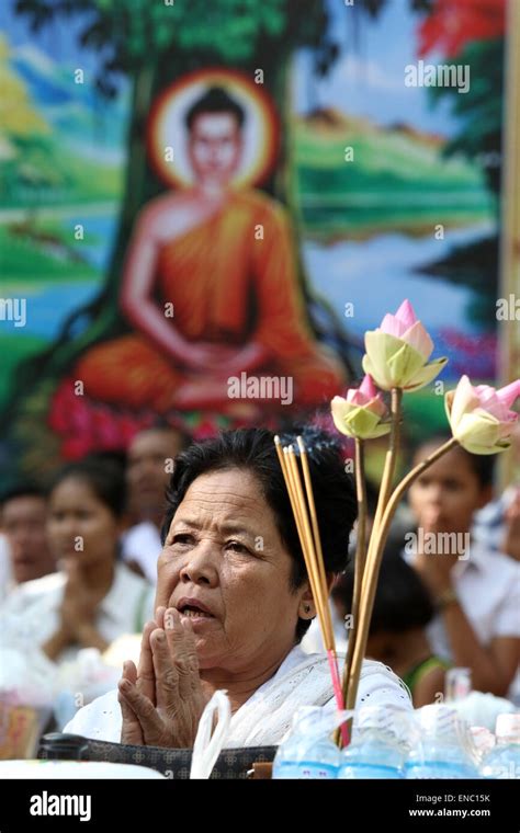 Cambodia Visak Bochea Day Hi Res Stock Photography And Images Alamy