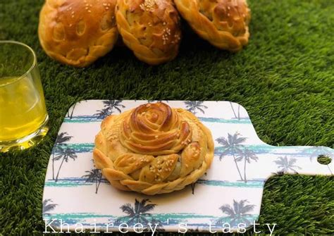 Rose Bread 🌹 🍞 Recipe By Khayrees Tasty Bites Cookpad