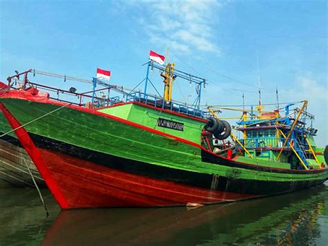 Pasca Lebaran Kapal Baru Berangkat Tangkap Ikan Batik Tv Kota