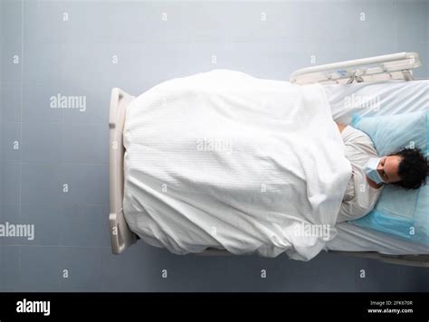 Injured Man Hospital Bed Hi Res Stock Photography And Images Alamy