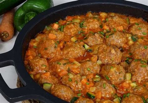 Boulettes De Viande Sauce Aux L Gumes Ww Plat Et Recette