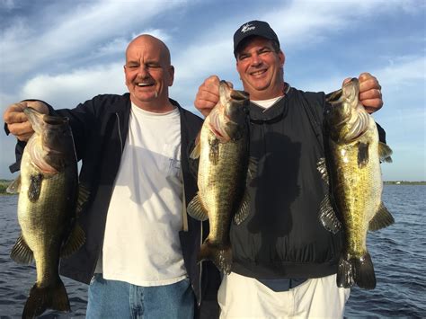 Okeechobee Fishing Report – Lake Okeechobee Bass Fishing - Fishing Guides