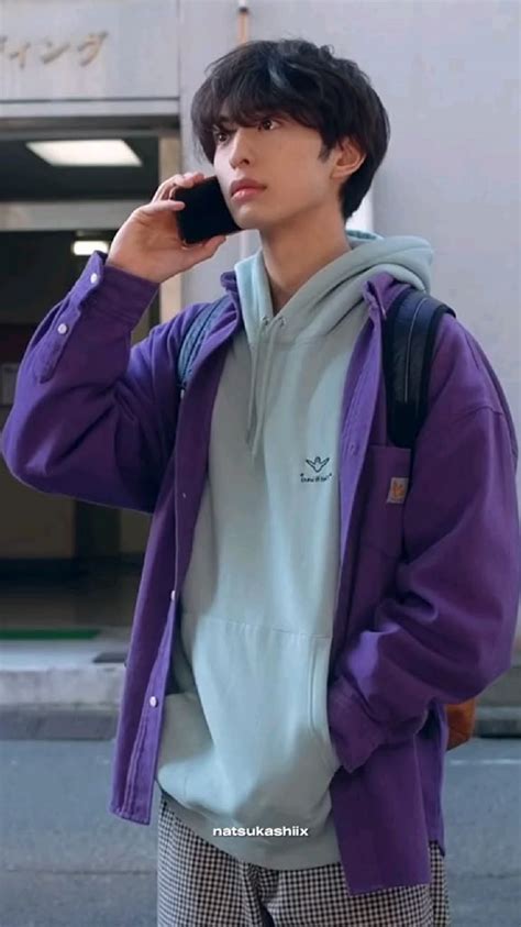 Pin by mak on Ваши пины Cute gay couples Pretty boys Cute couple videos