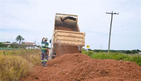 Obras Para Pavimenta O Da Estrada De Acesso Ilha Dos Marinheiros S O