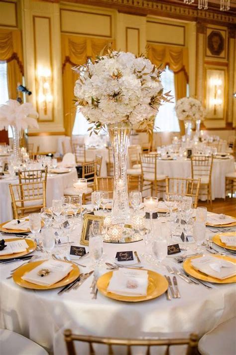 Decoración y adornos dorados para la Boda de Oro 50 años de matrimonio