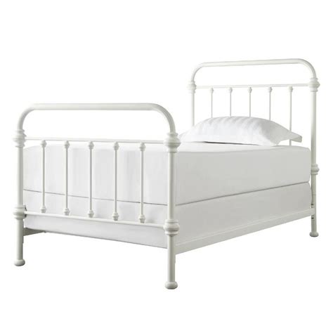 Queen Size Cottage Style Panel Bed In Grey