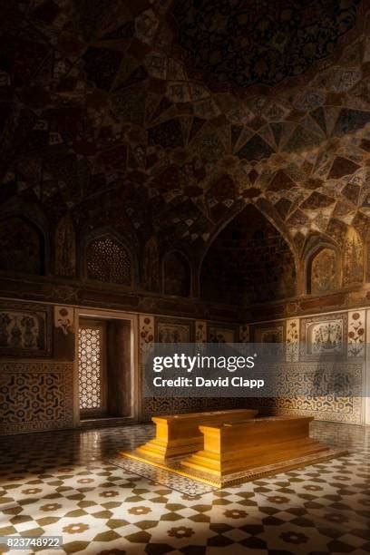 398 Tomb Of Itimad Ud Daula Stock Photos, High-Res Pictures, and Images - Getty Images