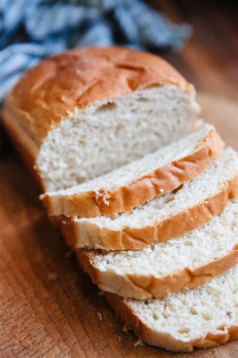 Easy Sandwich Bread Recipe The Vanilla Tulip