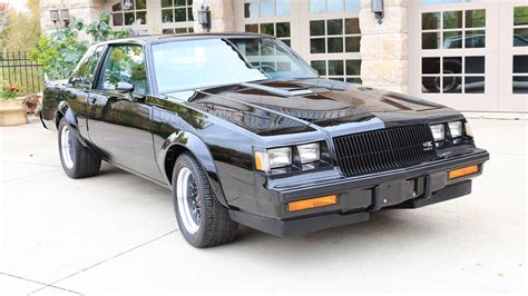 1987 Buick GNX Muscle Car Driven Just 8 5 Miles Sold For 200 000 Fox