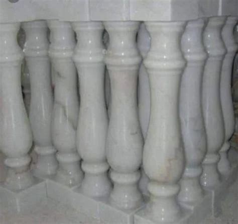 Round Polished Designer White Marble Pillar At Rs Sq Ft In Makrana