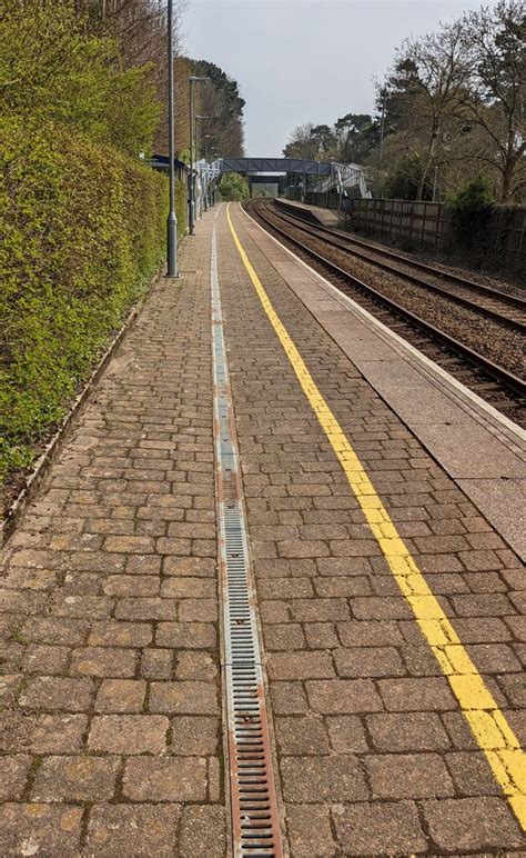 East Along Platform Ivybridge Jaggery Cc By Sa Geograph