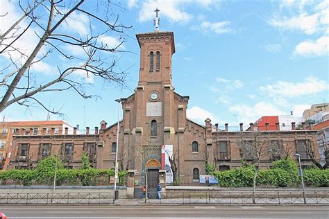 Archivo Iglesia de San Miguel Arcángel Carabanchel Madrid 03