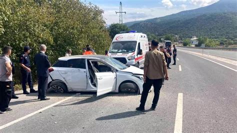 Takla Atan Otomobildeki Ki I Yaraland Haberler