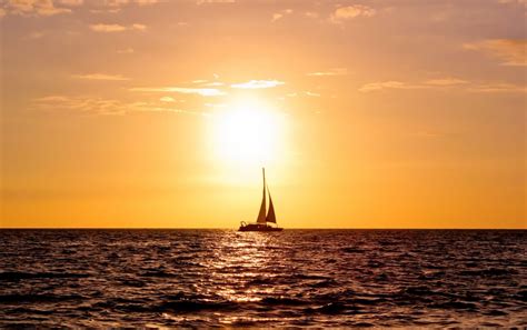 Puesta De Sol En El Mar Fondos De Pantalla Puesta De Sol En El Mar